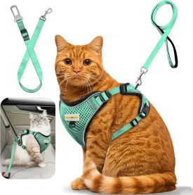 Cat Harness and Leash for Walking, Retractable Cat Harnesses and Leash Set Escape Proof, Breathable Soft Kitten Small Large Harness for Travel Training and Walking, Green, M