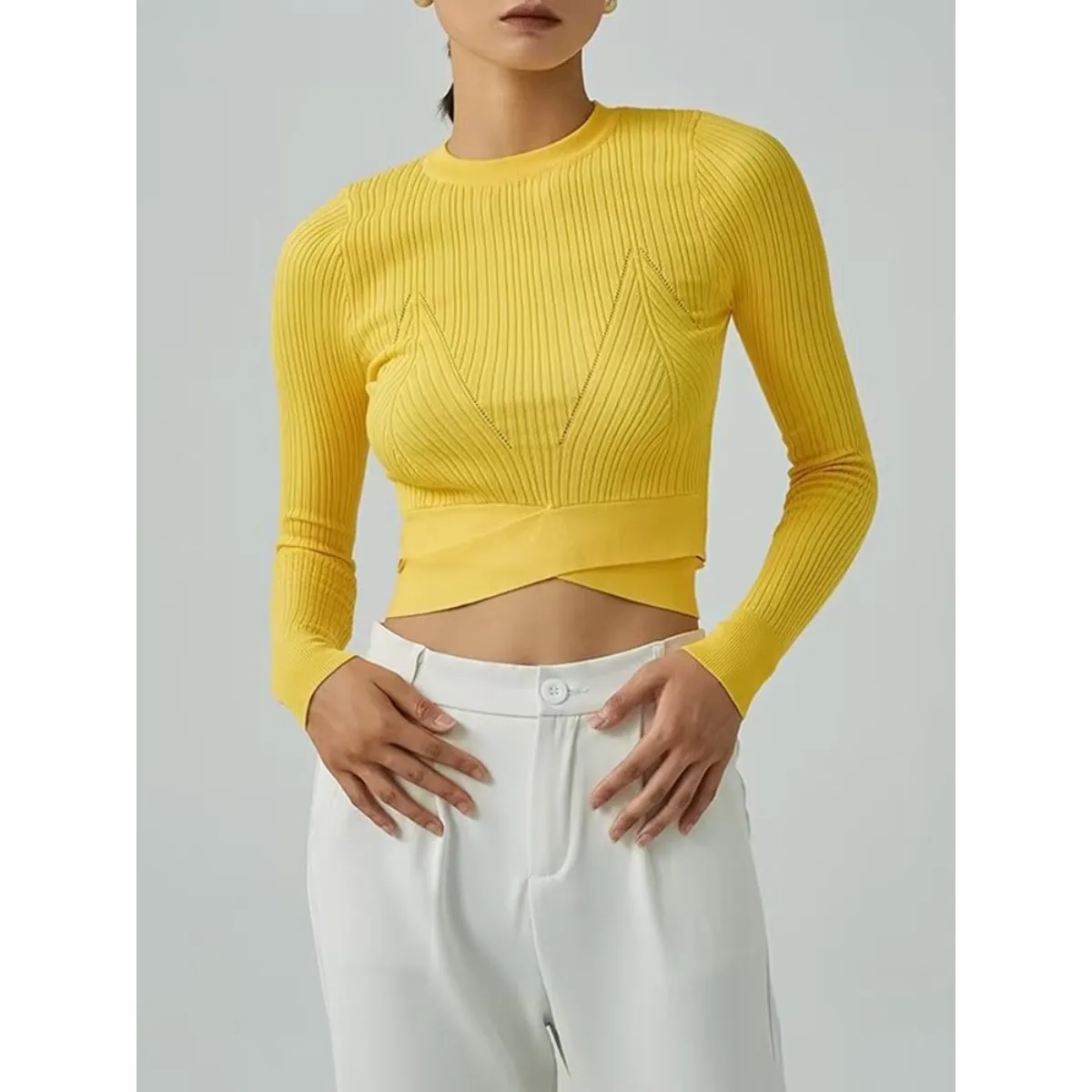 Round Neck Knitted Pullover