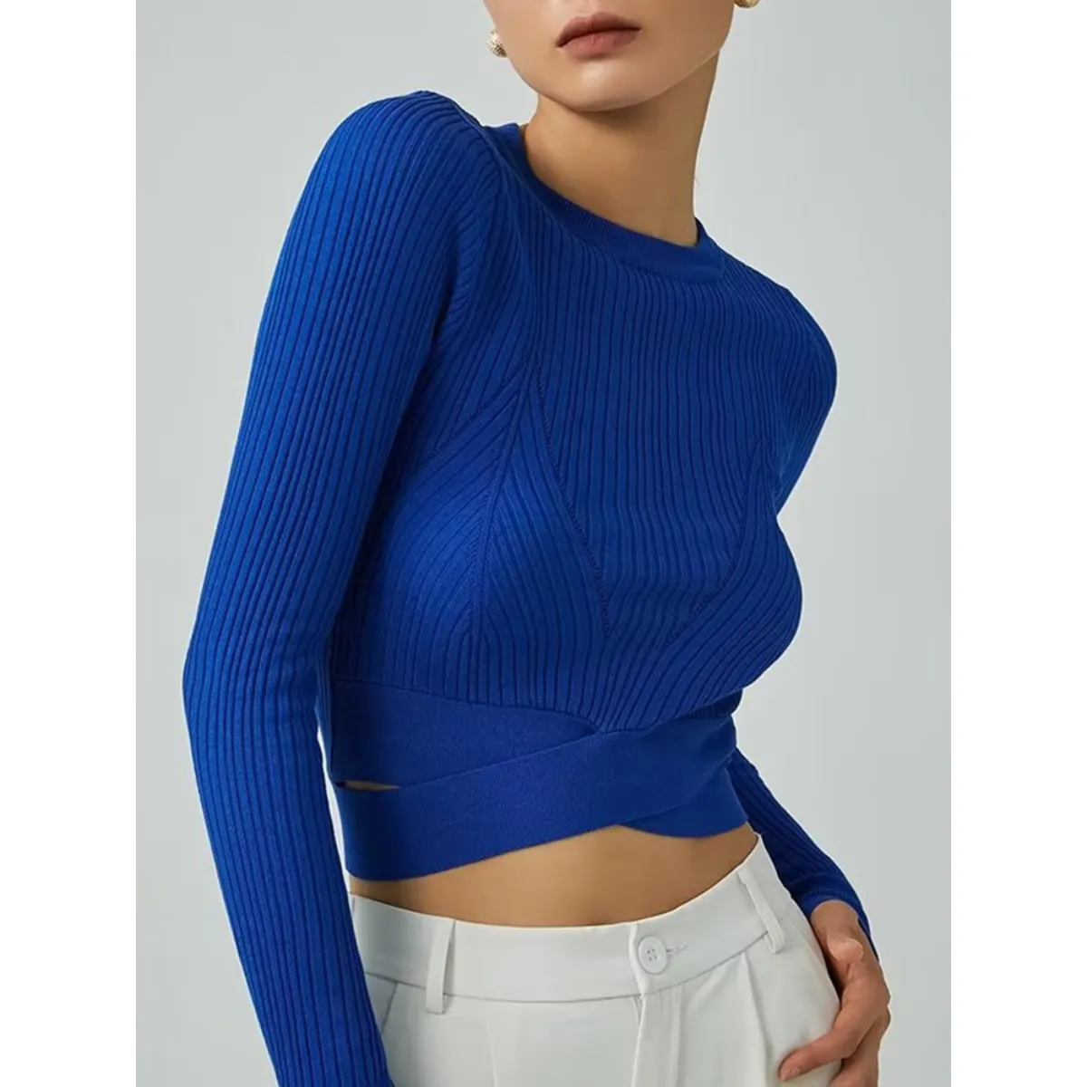 Round Neck Knitted Pullover